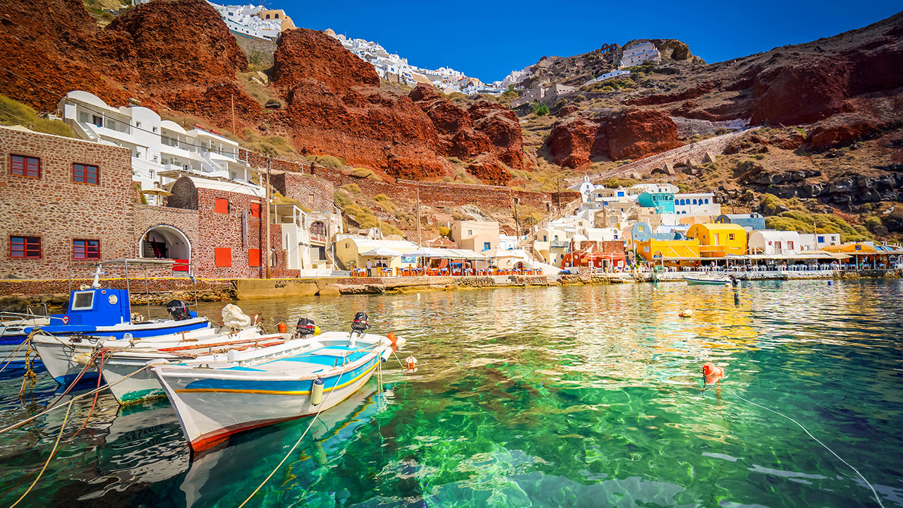 2-santorini-iStock-1449111177-banner Essential Meetings + Incentives